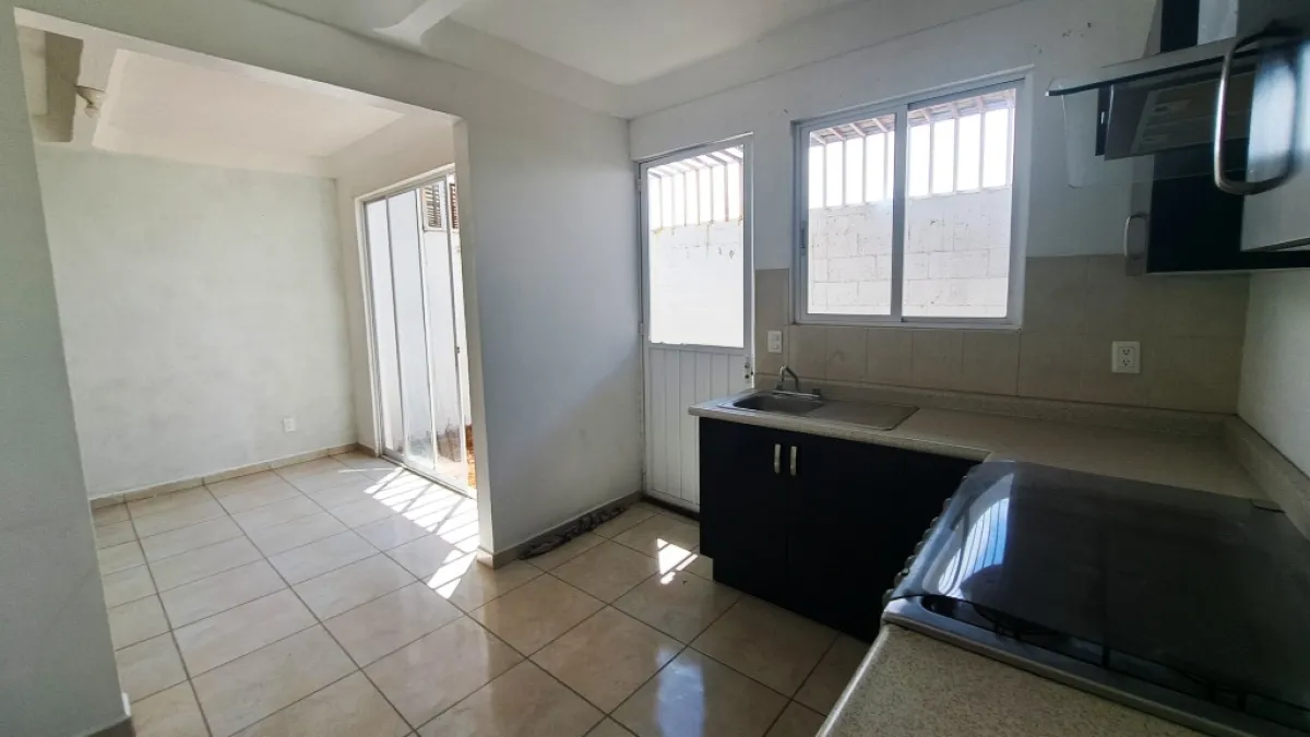 Cocina vista al comedor Casa Venta Mallorca IV Querétaro