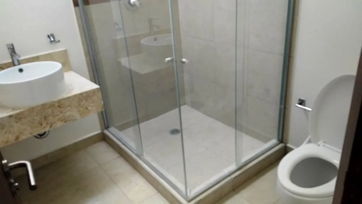 Baño de recámara principal Casa Renta Terrazas II Querétaro
